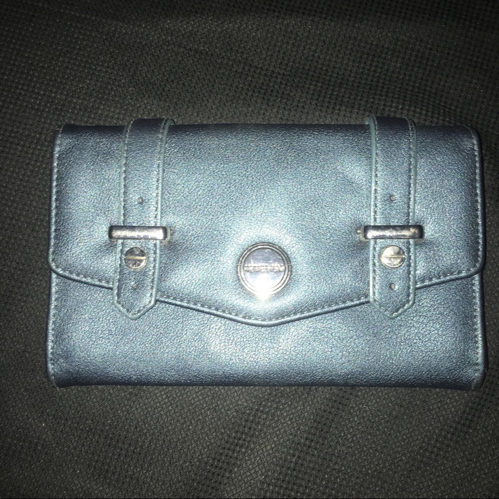 Kenneth Cole Reaction Teal Wallet Clutch Purse